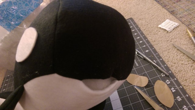 I guess I could have left it like this if we didn't care about the stuffing getting everywhere :|